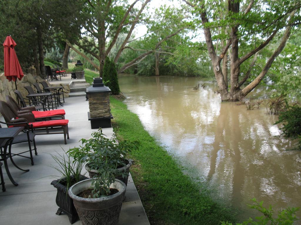 River Terrace Inn غرين ريفر المظهر الخارجي الصورة